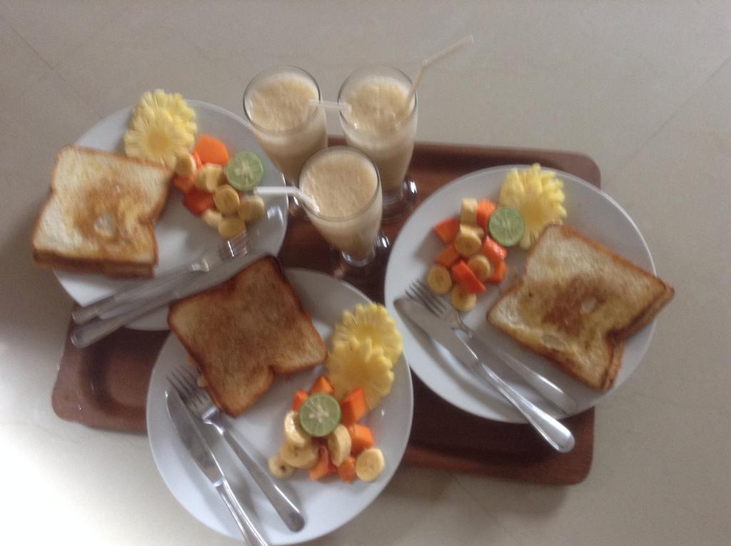 Rasti Homestay Kuta  ภายนอก รูปภาพ